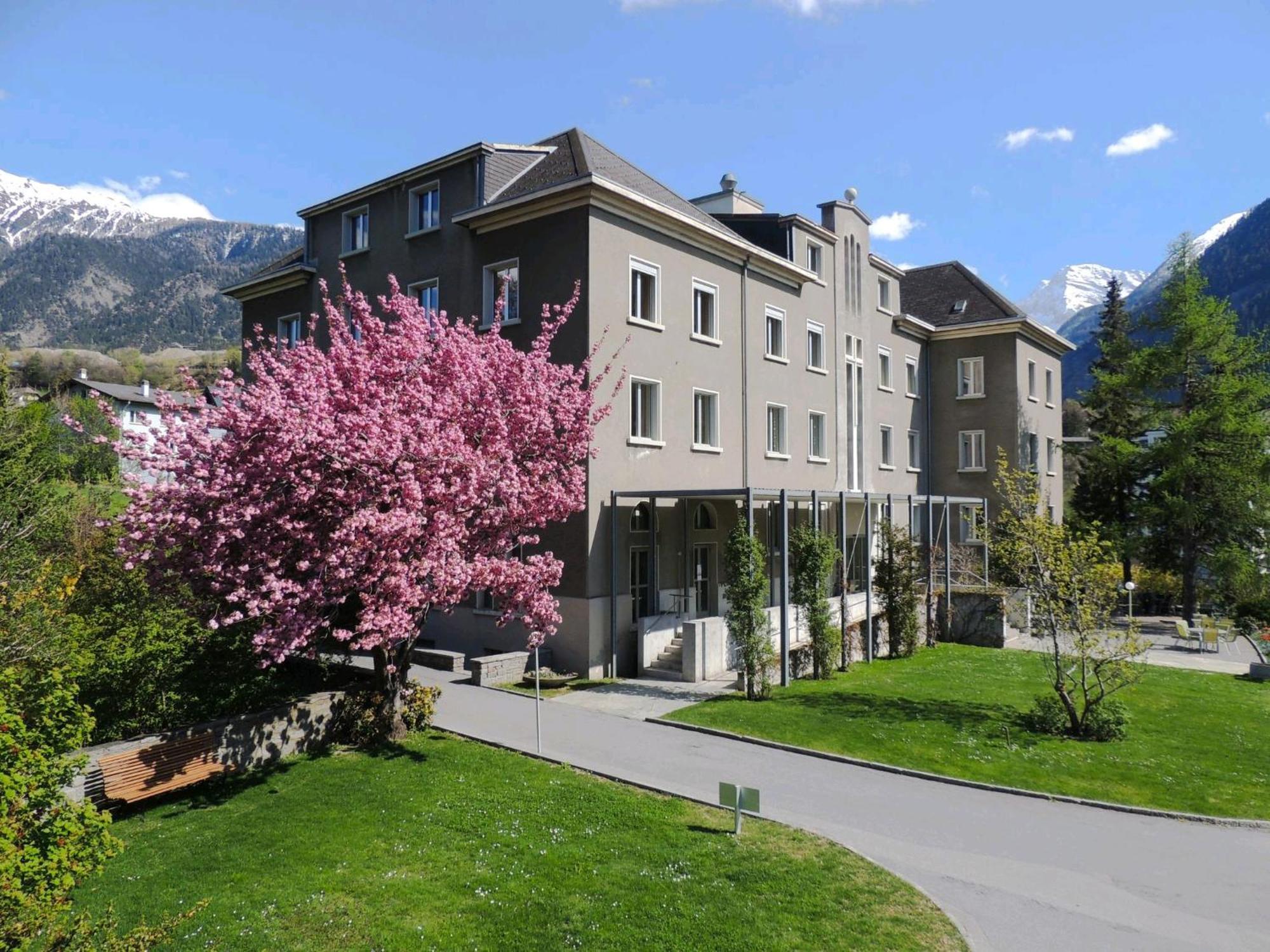 Hotel Haus Schoenstatt Contactless-Check-In Бриг Экстерьер фото