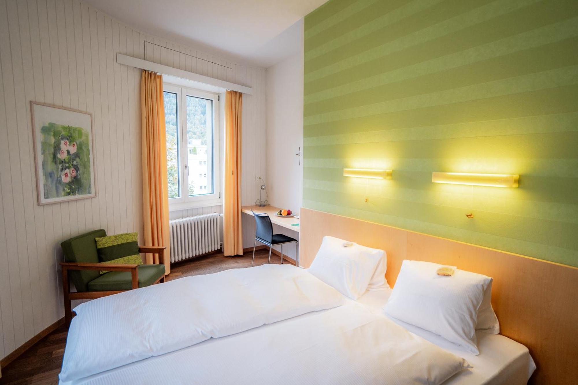 Hotel Haus Schoenstatt Contactless-Check-In Бриг Экстерьер фото