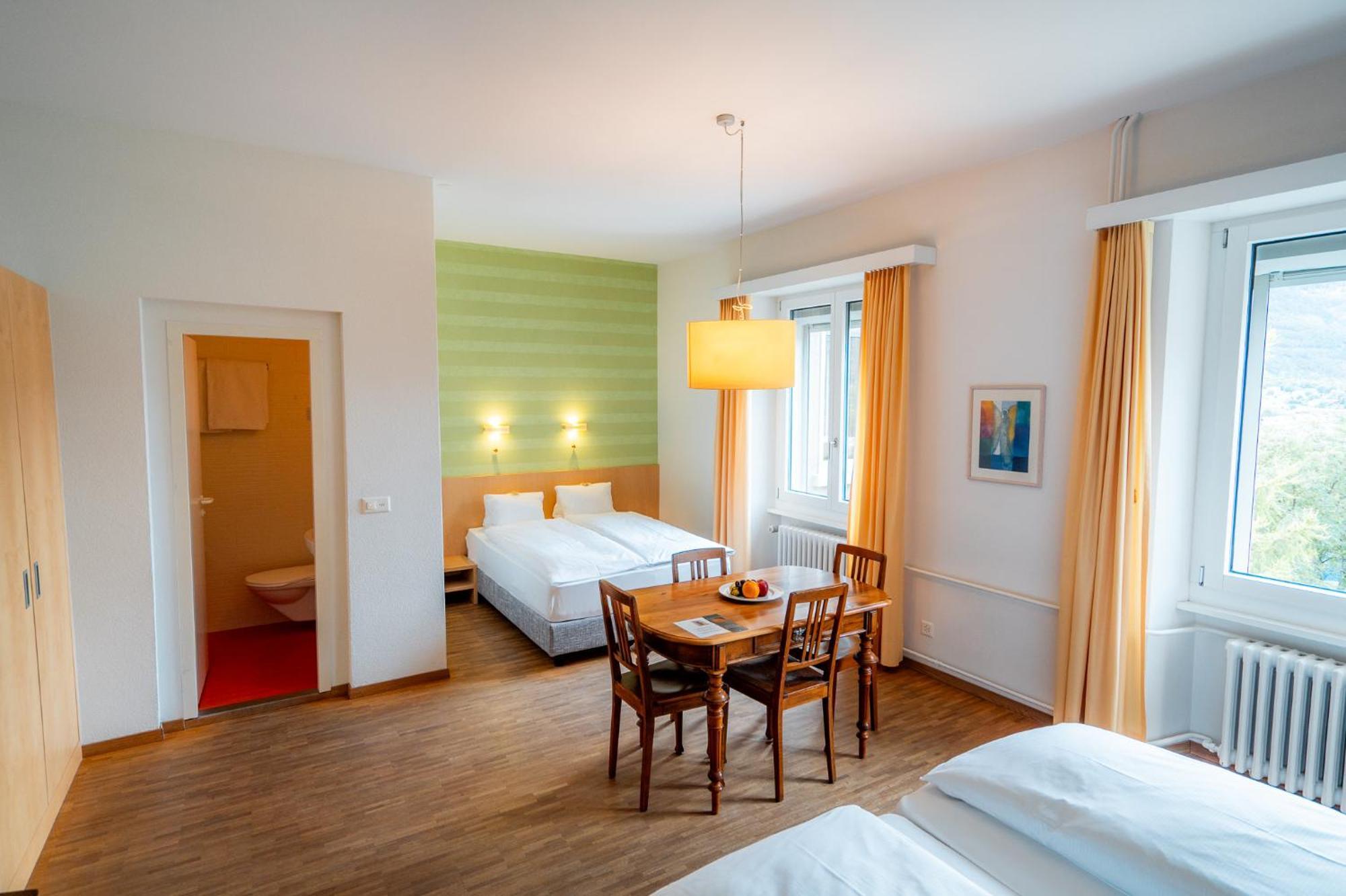Hotel Haus Schoenstatt Contactless-Check-In Бриг Экстерьер фото
