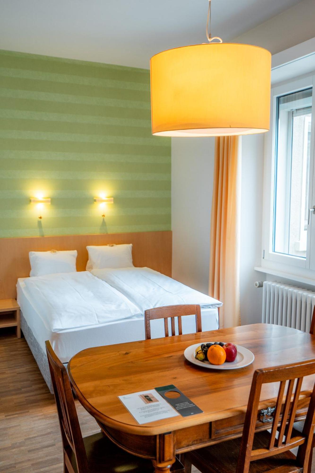 Hotel Haus Schoenstatt Contactless-Check-In Бриг Экстерьер фото
