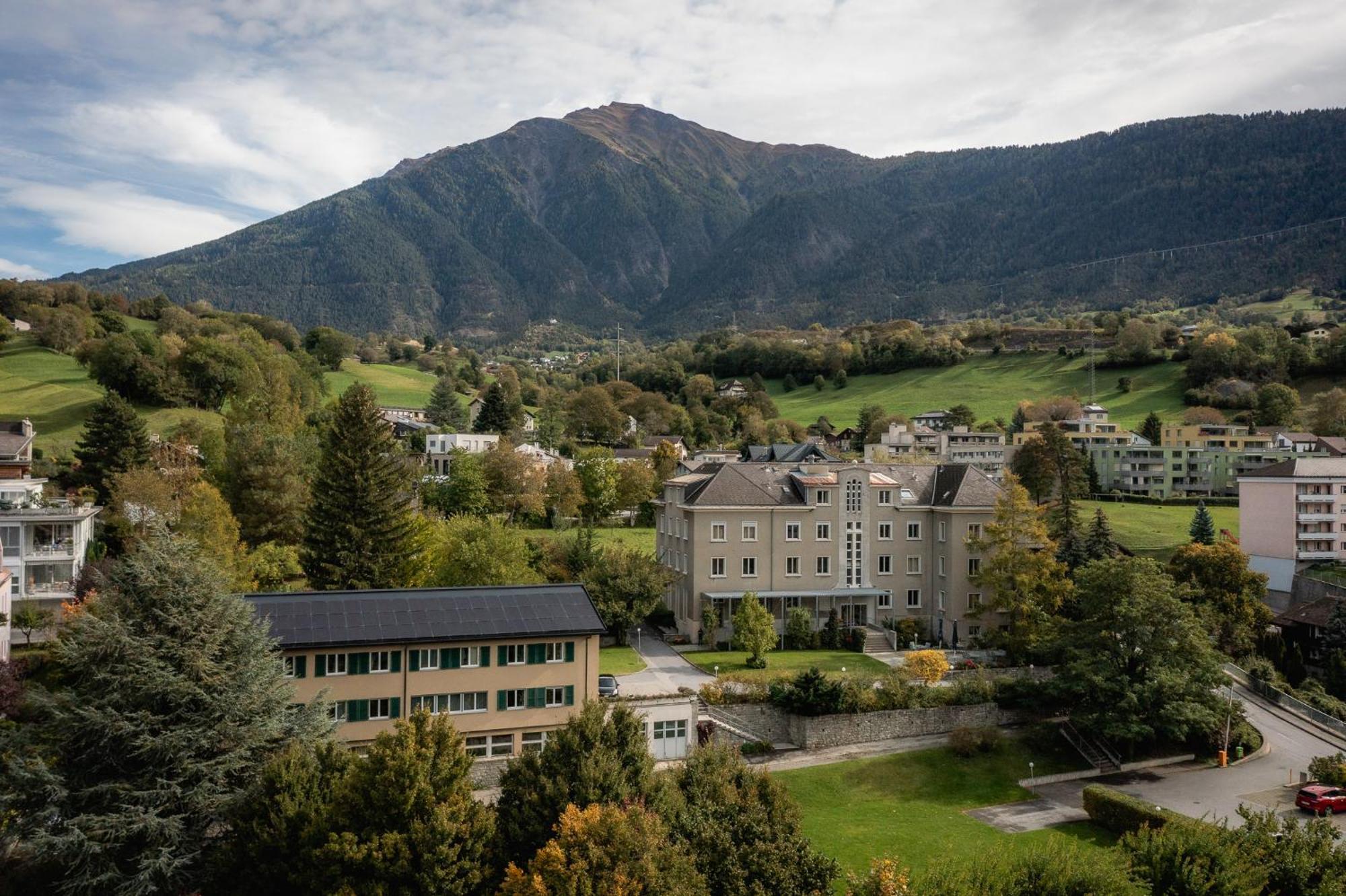 Hotel Haus Schoenstatt Contactless-Check-In Бриг Экстерьер фото