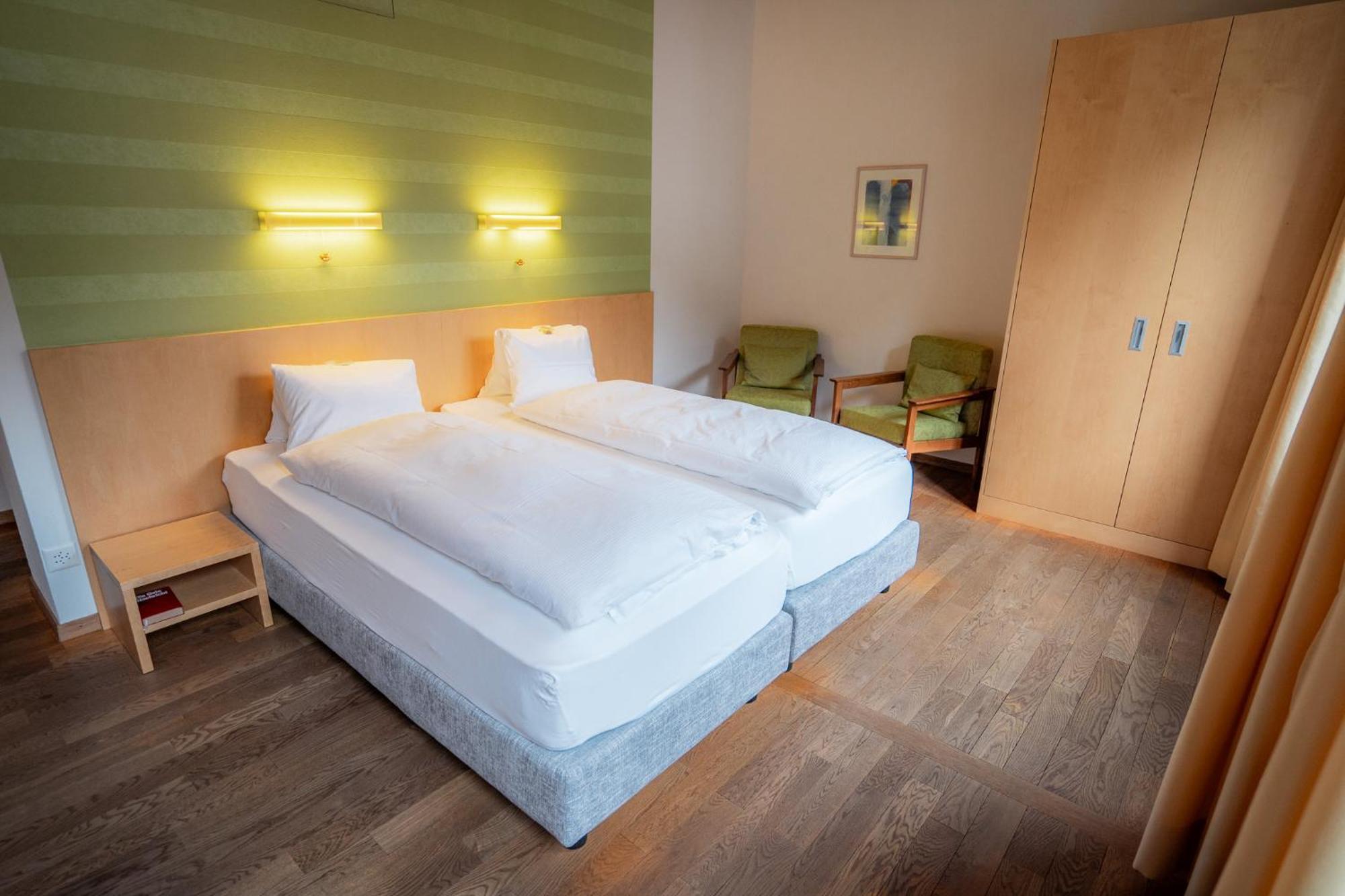 Hotel Haus Schoenstatt Contactless-Check-In Бриг Экстерьер фото