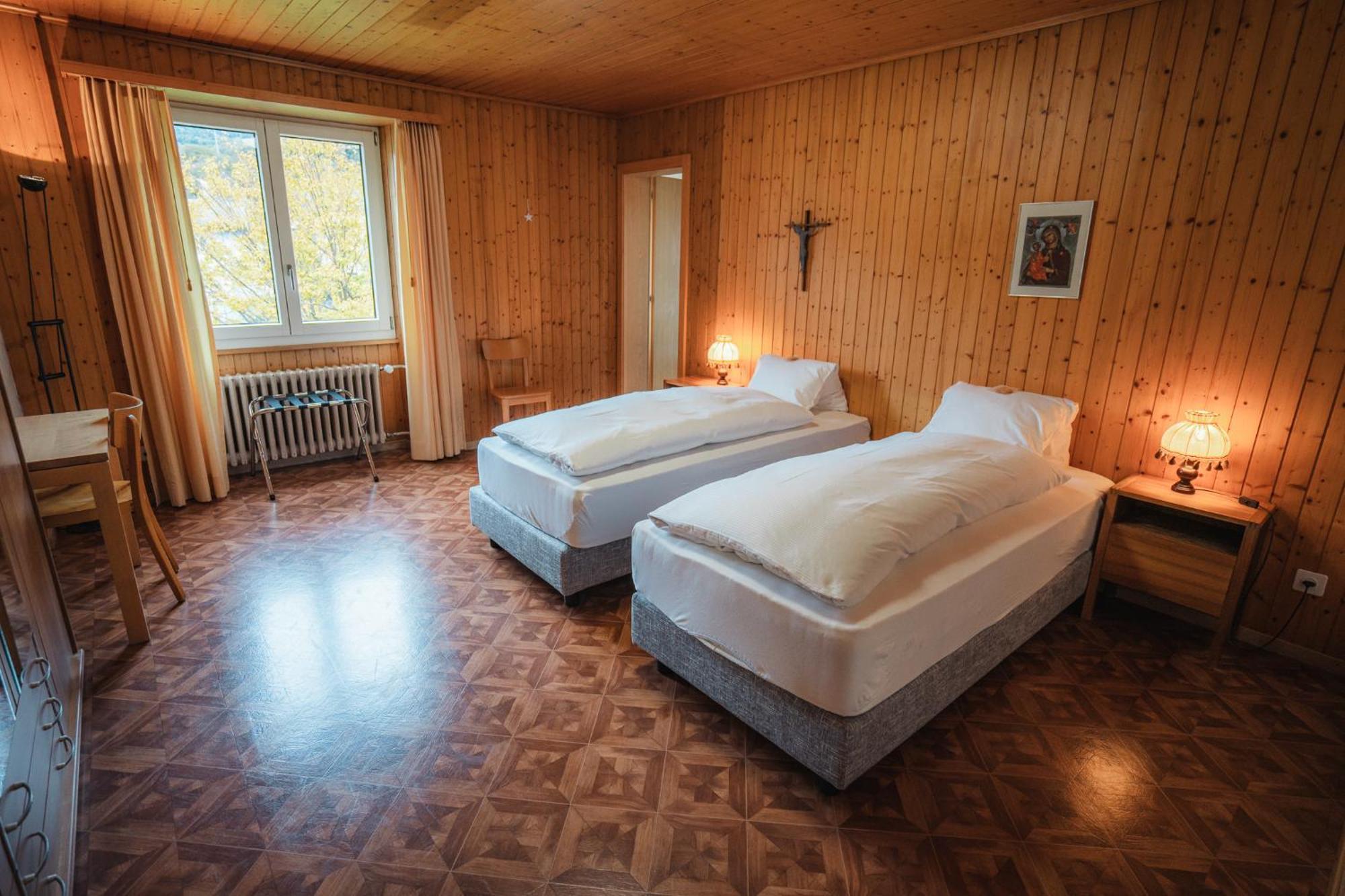 Hotel Haus Schoenstatt Contactless-Check-In Бриг Экстерьер фото