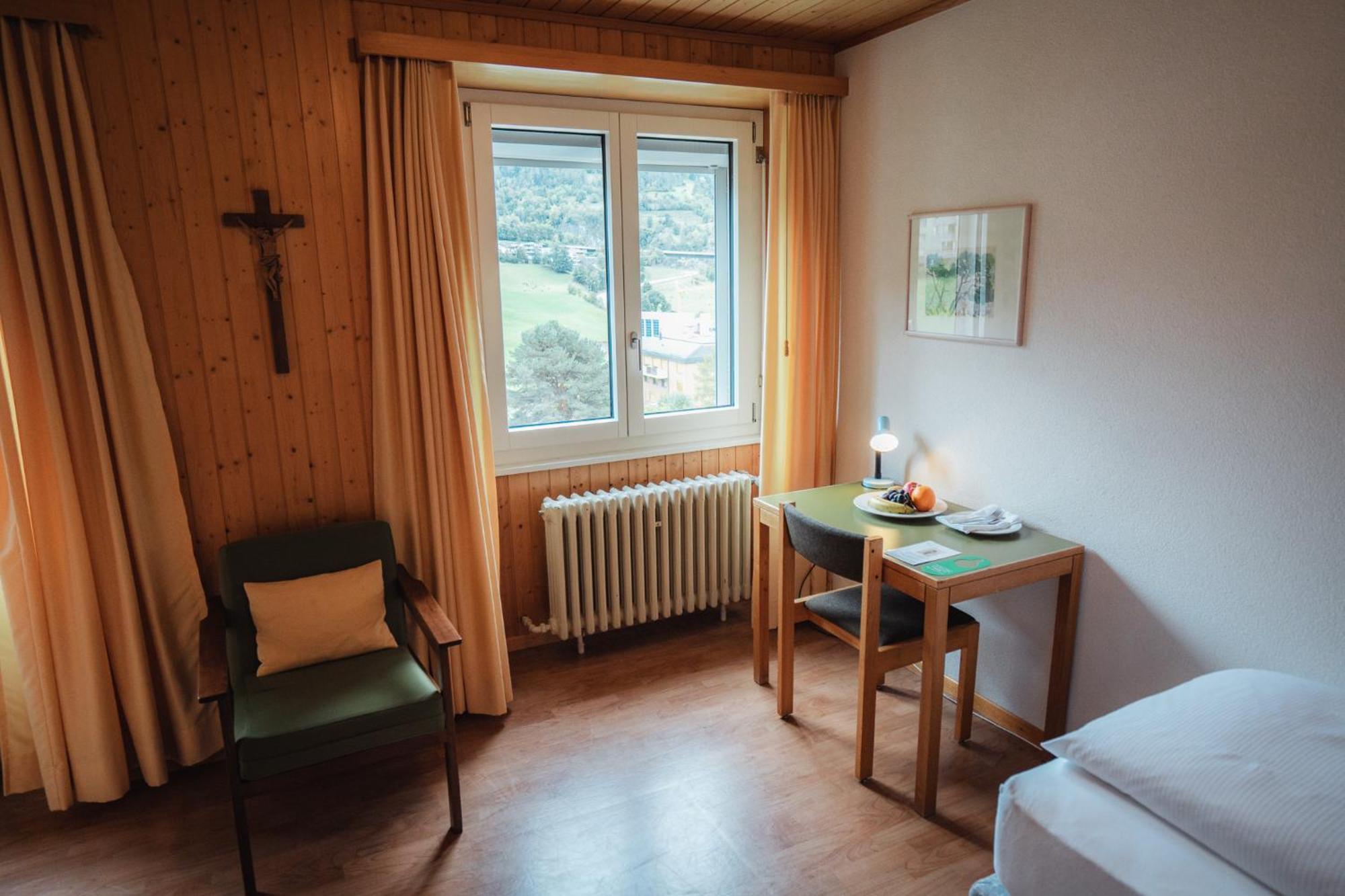 Hotel Haus Schoenstatt Contactless-Check-In Бриг Экстерьер фото